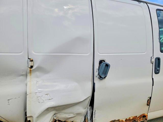 2002 Chevrolet Express მანქანა იყიდება აუქციონზე, vin: 1GCFG15R121183618, აუქციონის ნომერი: 58105626