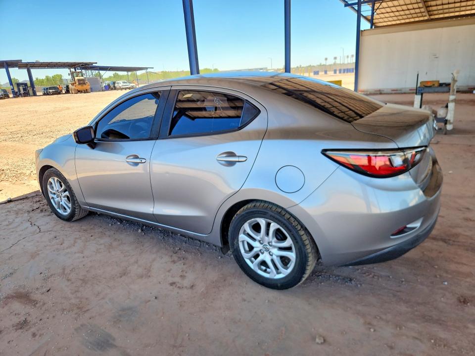 Продаж на аукціоні авто 2016 Scion Ia, vin: 3MYDLBZV0GY135581, номер лоту: 58562006