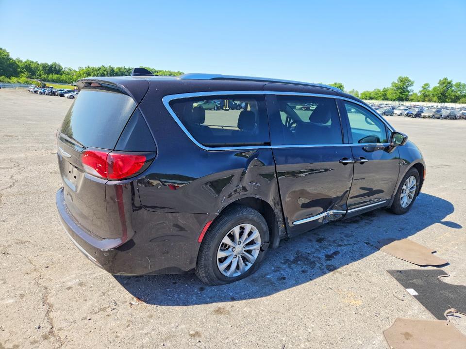 56298406 :رقم المزاد ، 2C4RC1BG7KR604040 vin ، 2019 Chrysler Pacifica مزاد بيع