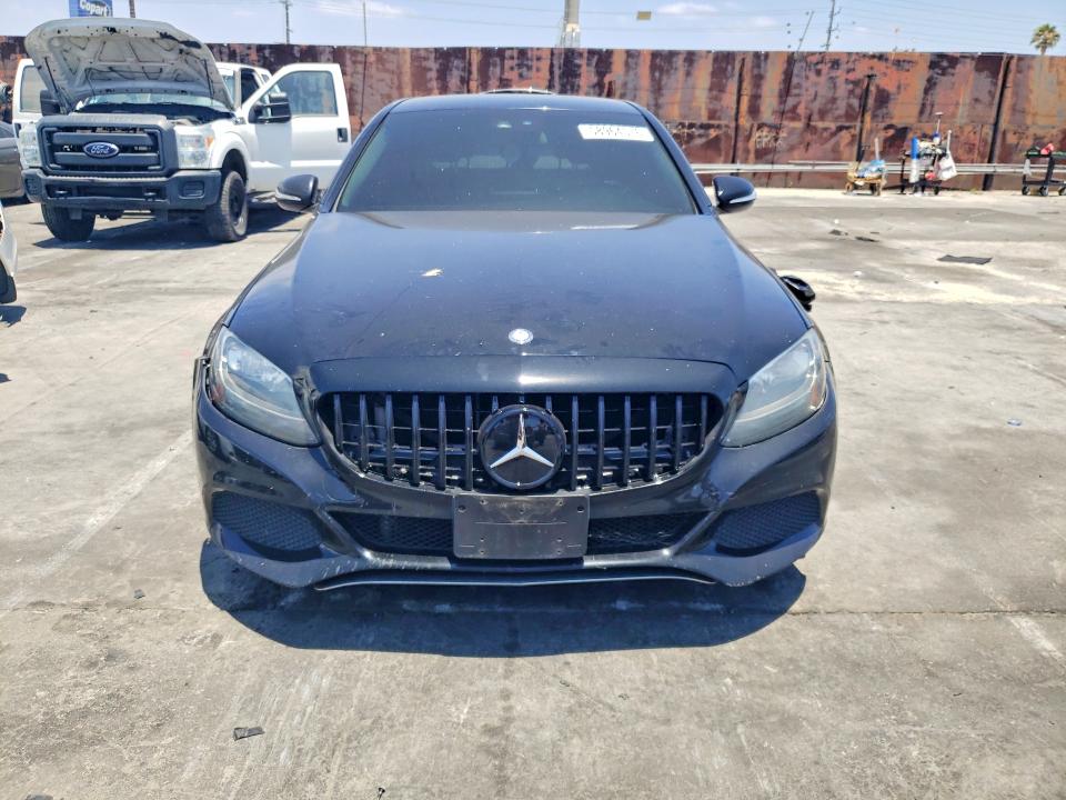 2017 Mercedes-benz C მანქანა იყიდება აუქციონზე, vin: 55SWF4JBXHU204574, აუქციონის ნომერი: 58964576