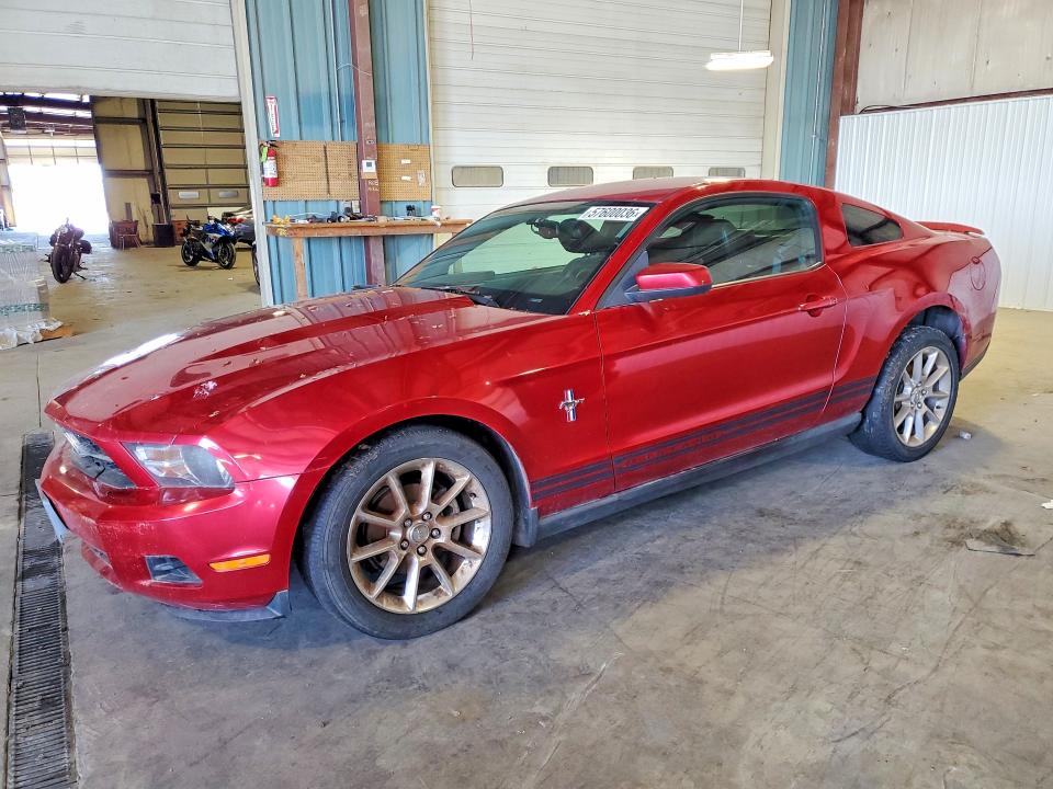 2010 Ford Mustang მანქანა იყიდება აუქციონზე, vin: 1ZVBP8ANXA5153838, აუქციონის ნომერი: 57600036