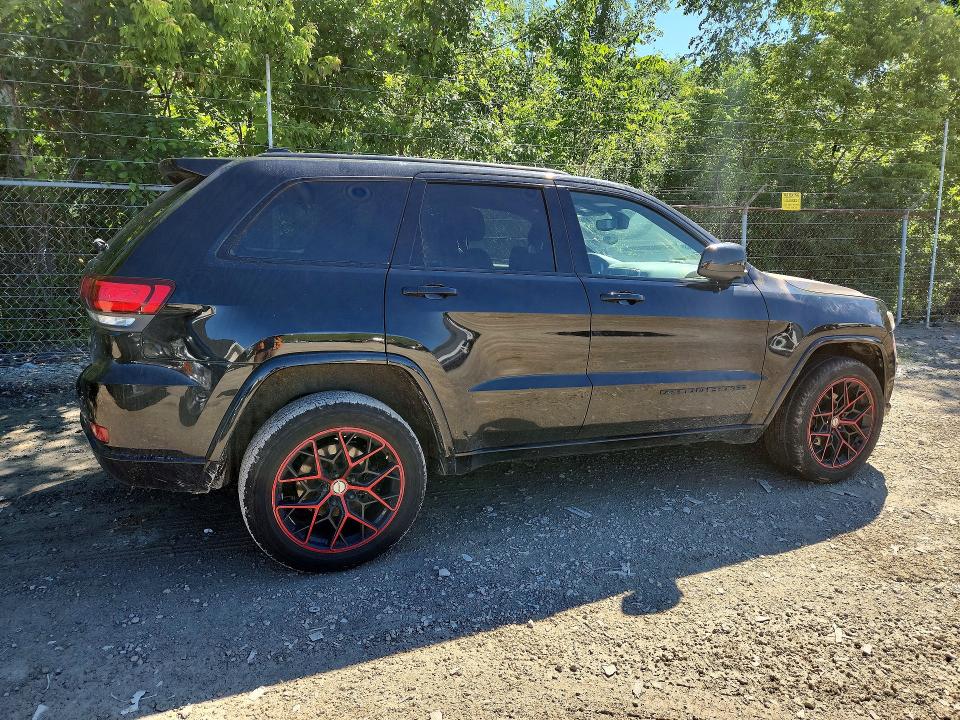 Продажа на аукционе авто 2018 Jeep Grand Cherokee, vin: 1C4RJFAG6JC214218, номер лота: 57641676