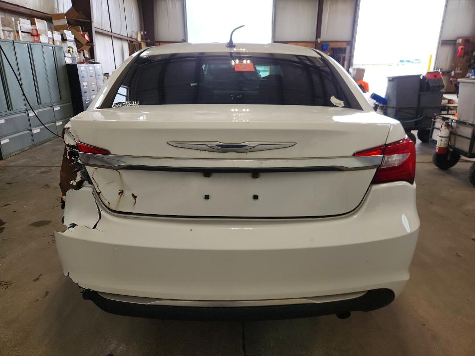 2013 Chrysler 200 მანქანა იყიდება აუქციონზე, vin: 1C3CCBABXDN512510, აუქციონის ნომერი: 58607876