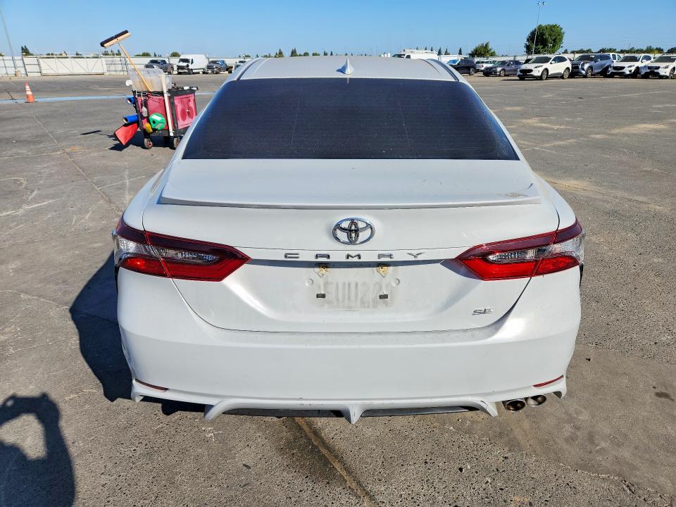 58429416 :رقم المزاد ، 4T1T11AK2PU130473 vin ، 2023 Toyota Camry مزاد بيع
