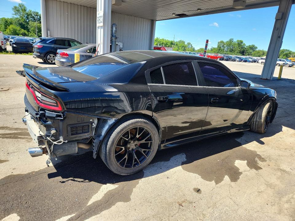 57540586 :رقم المزاد ، 2C3CDXL92JH113101 vin ، 2018 Dodge Charger مزاد بيع