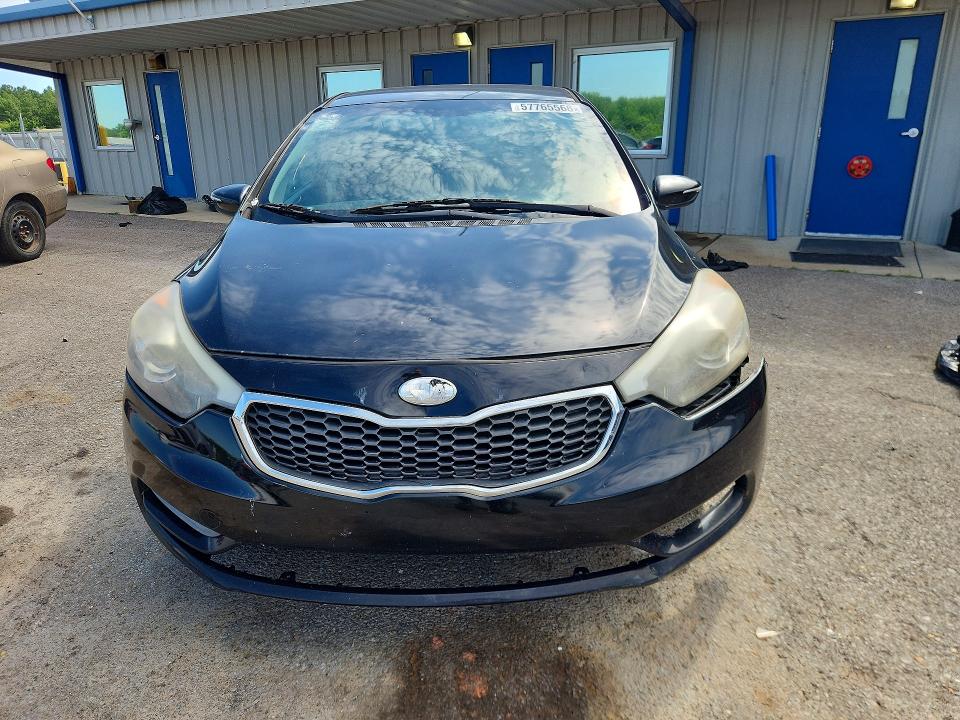 2015 Kia Forte მანქანა იყიდება აუქციონზე, vin: KNAFX4A6XF5323853, აუქციონის ნომერი: 57765566