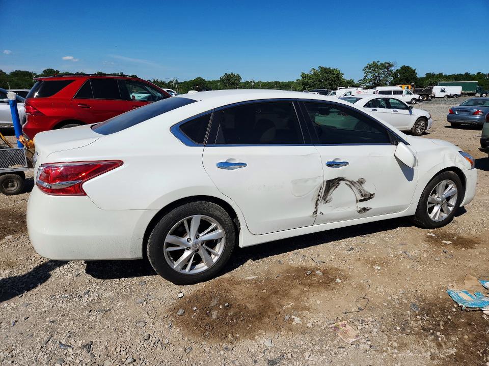 2013 Nissan Altima მანქანა იყიდება აუქციონზე, vin: 1N4AL3AP3DN579363, აუქციონის ნომერი: 57345126