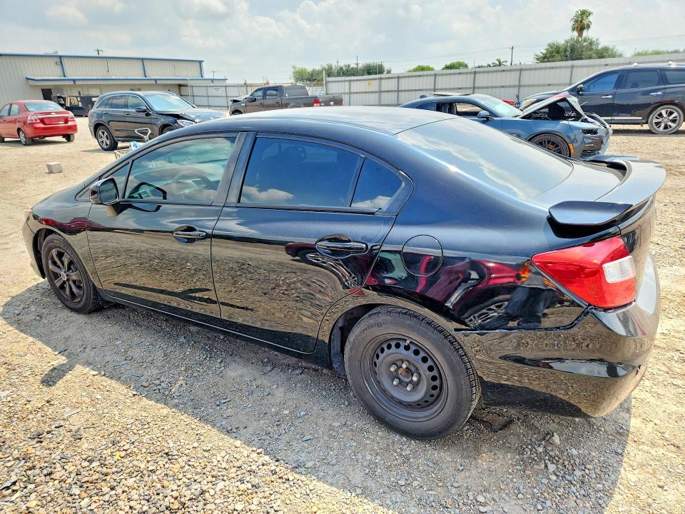 56000806 :رقم المزاد ، 19XFB2F57CE107738 vin ، 2012 Honda Civic مزاد بيع
