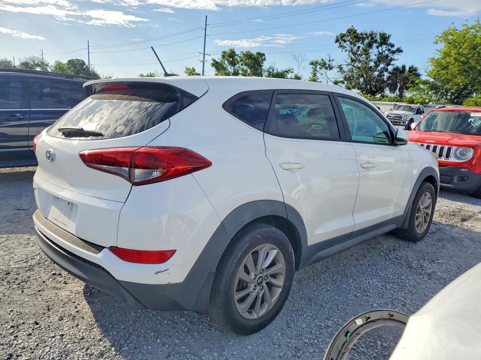 2016 Hyundai Tucson მანქანა იყიდება აუქციონზე, vin: KM8J23A48GU231387, აუქციონის ნომერი: 57495456