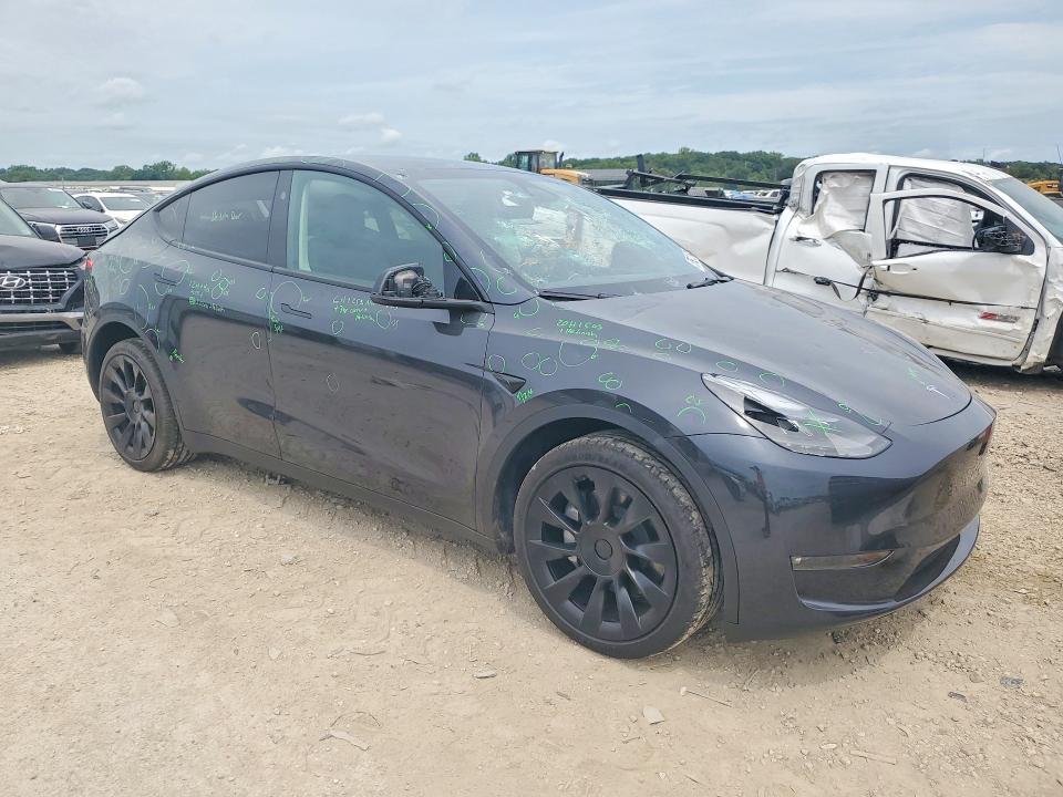 2024 Tesla Model Y მანქანა იყიდება აუქციონზე, vin: 7SAYGDEE0RF024973, აუქციონის ნომერი: 58602126
