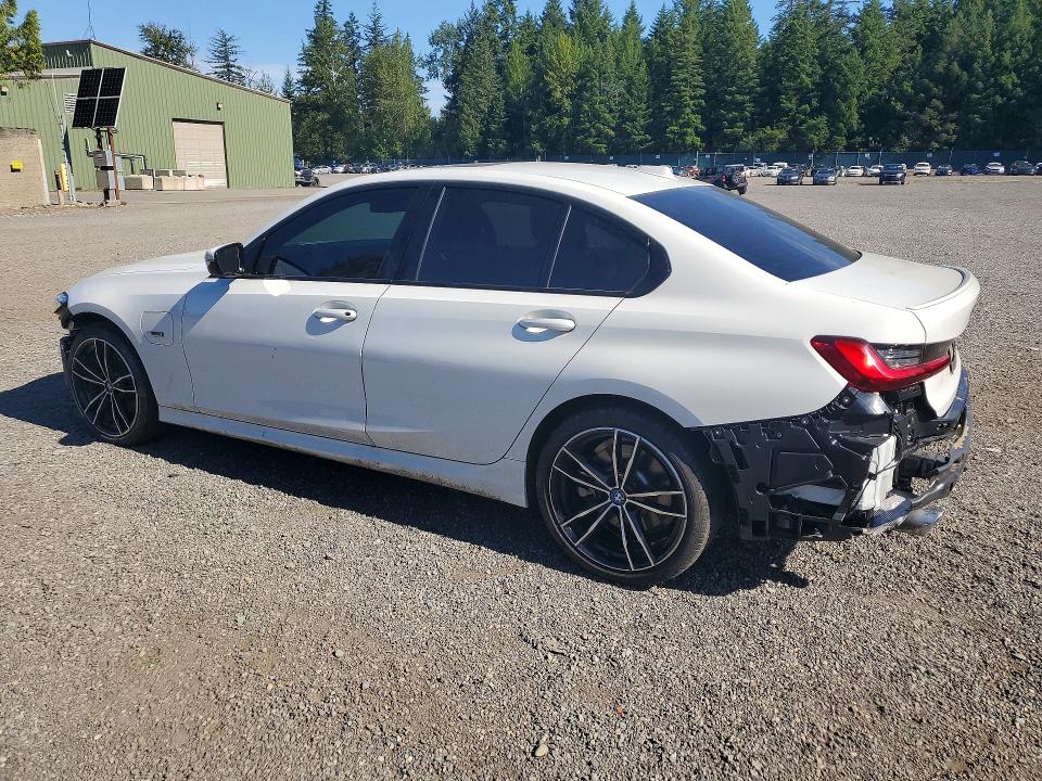 57571346 :رقم المزاد ، 3MW39FF05P8D23664 vin ، 2023 Bmw 330e مزاد بيع
