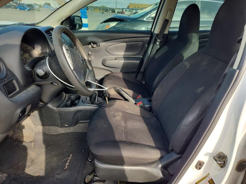 41632426 :رقم المزاد ، 3N1CN7AP4FL807624 vin ، 2015 Nissan Versa مزاد بيع