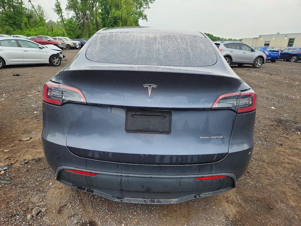 Продаж на аукціоні авто 2023 Tesla Model Y, vin: 7SAYGDEEXPF698951, номер лоту: 57942226