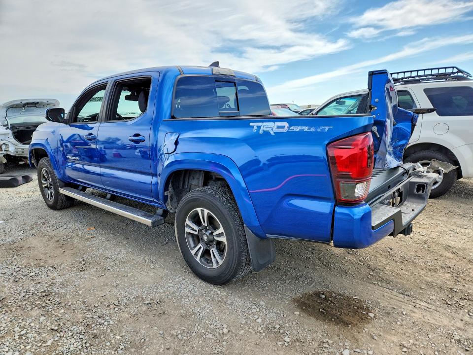 57162346 :رقم المزاد ، 3TMAZ5CN7JM072357 vin ، 2018 Toyota Tacoma مزاد بيع