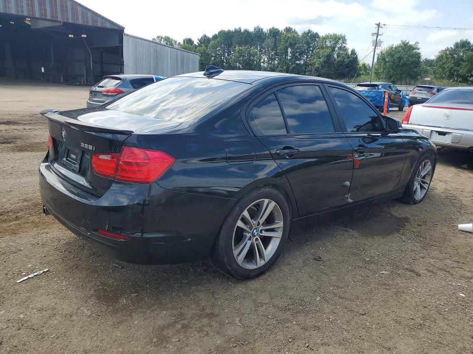 56173276 :رقم المزاد ، WBA3C1C50FK120358 vin ، 2015 Bmw 328 مزاد بيع