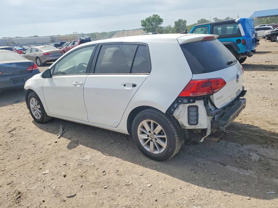 55338596 :رقم المزاد ، 3VW217AUXHM054704 vin ، 2017 Volkswagen Golf مزاد بيع