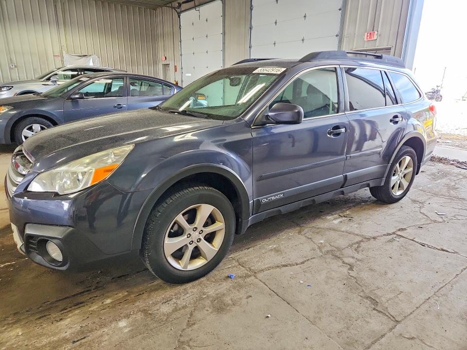 55642916 :رقم المزاد ، 4S4BRCLC6E3307907 vin ، 2014 Subaru Outback مزاد بيع