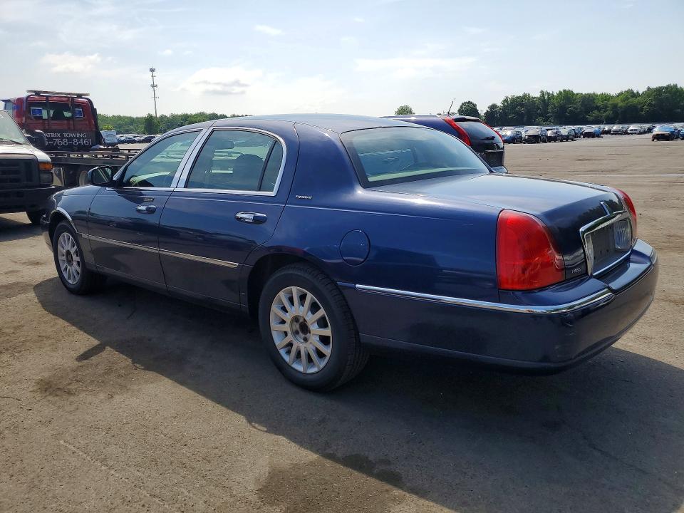 2007 Lincoln Town Car მანქანა იყიდება აუქციონზე, vin: 1LNHM81V77Y610209, აუქციონის ნომერი: 57380766