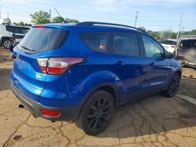 58911926 :رقم المزاد ، 1FMCU9GDXJUA13469 vin ، 2018 Ford Escape مزاد بيع