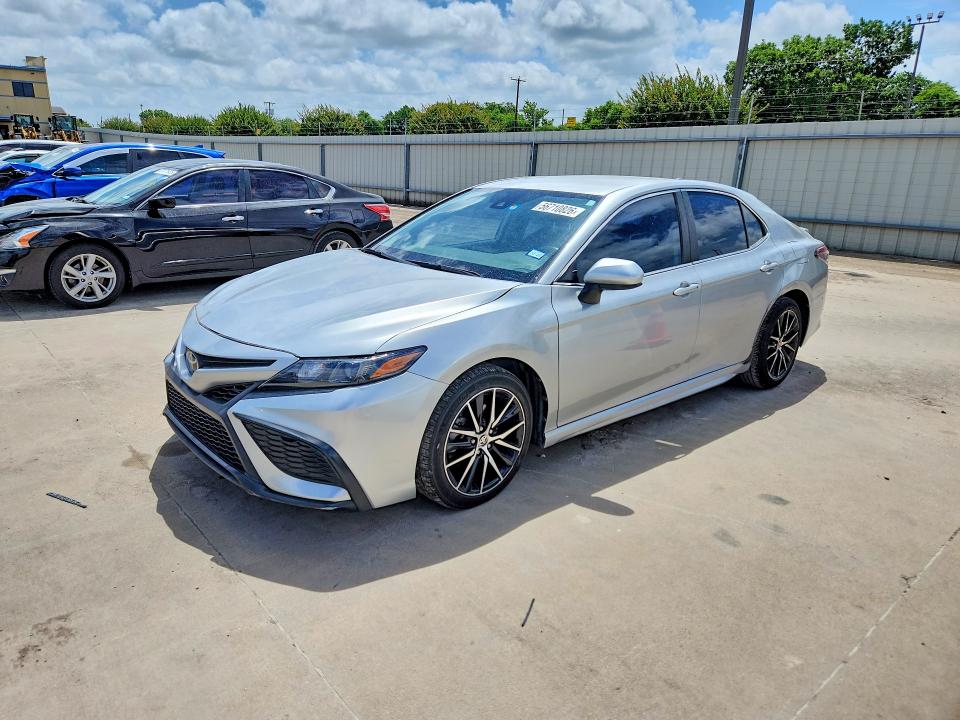 Auction sale of the 2021 Toyota Camry, vin: 4T1G11AK9MU464920, lot number: 56710826