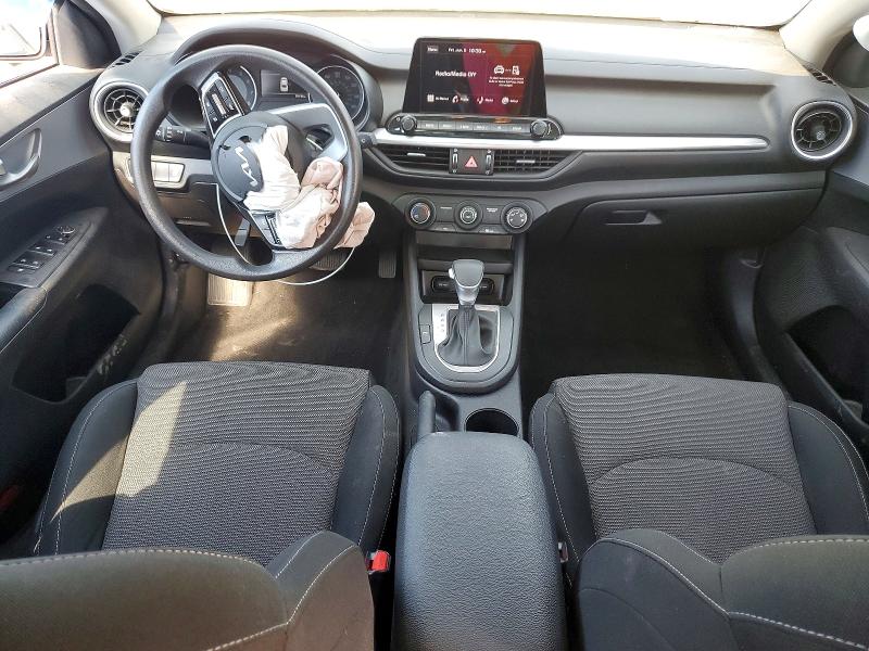 54844186 :رقم المزاد ، 3KPF24AD7NE436906 vin ، 2022 Kia Forte مزاد بيع