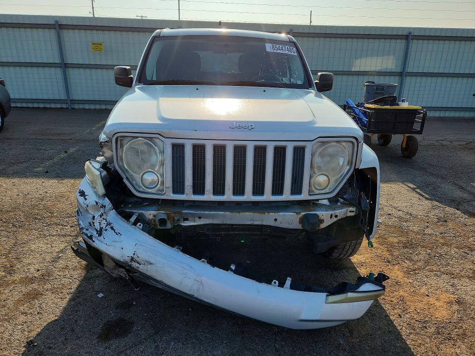 85447485 :رقم المزاد ، 1J4PN2GK2BW546697 vin ، 2011 Jeep Liberty مزاد بيع