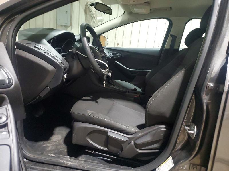 55651796 :رقم المزاد ، 1FADP3E27FL272759 vin ، 2015 Ford Focus مزاد بيع