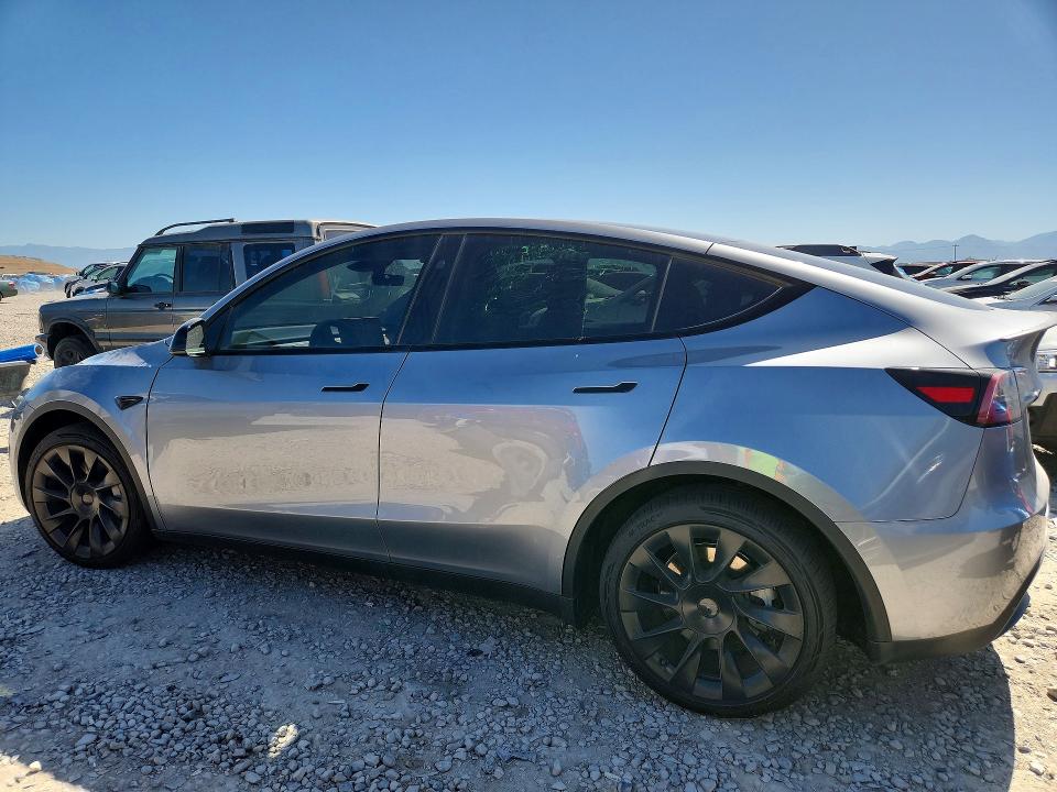 55634126 :رقم المزاد ، 7SAYGDED7RA335305 vin ، 2024 Tesla Model Y مزاد بيع