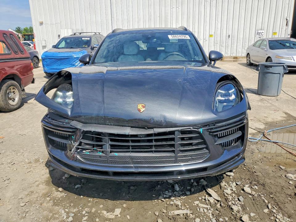 58624296 :رقم المزاد ، WP1AF2A5XMLB60544 vin ، 2021 Porsche Macan مزاد بيع