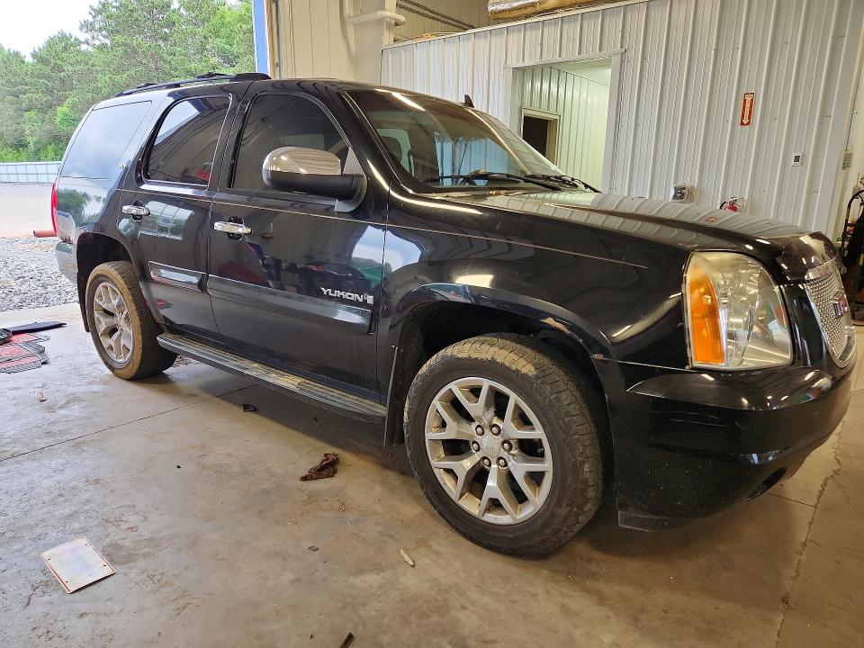 56843166 :رقم المزاد ، 1GKFK13067R295590 vin ، 2007 Gmc Yukon مزاد بيع