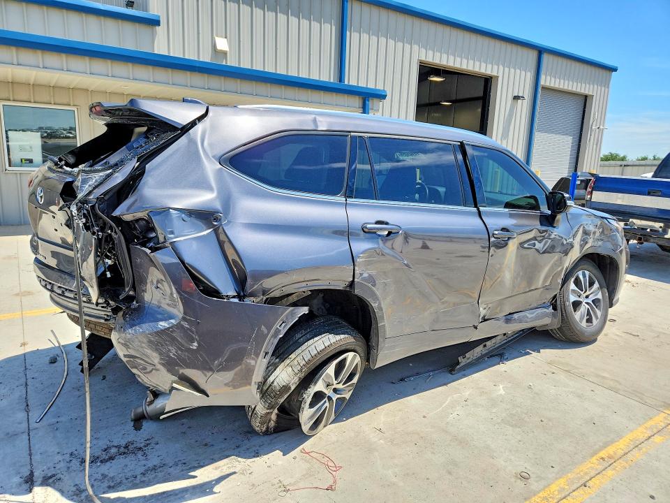 Aukcja sprzedaży 2021 Toyota Highlander, vin: 5TDGZRBH2MS152554, numer aukcji: 56261066