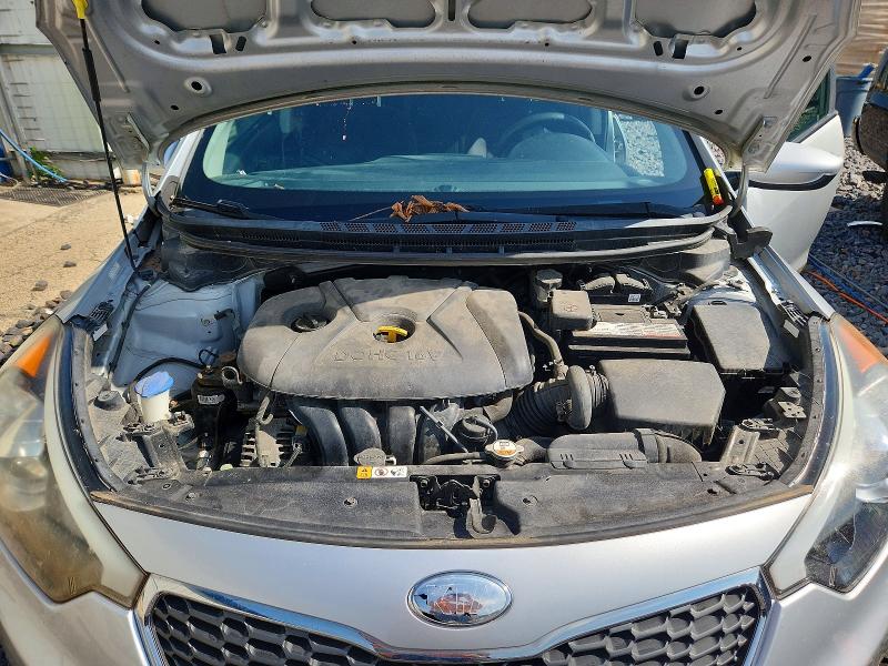58745866 :رقم المزاد ، KNAFK4A66G5596546 vin ، 2016 Kia Forte مزاد بيع