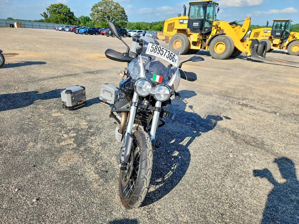 2022 Moto Guzzi V85 Tt მანქანა იყიდება აუქციონზე, vin: ZGUKYUE03NM000007, აუქციონის ნომერი: 58957366