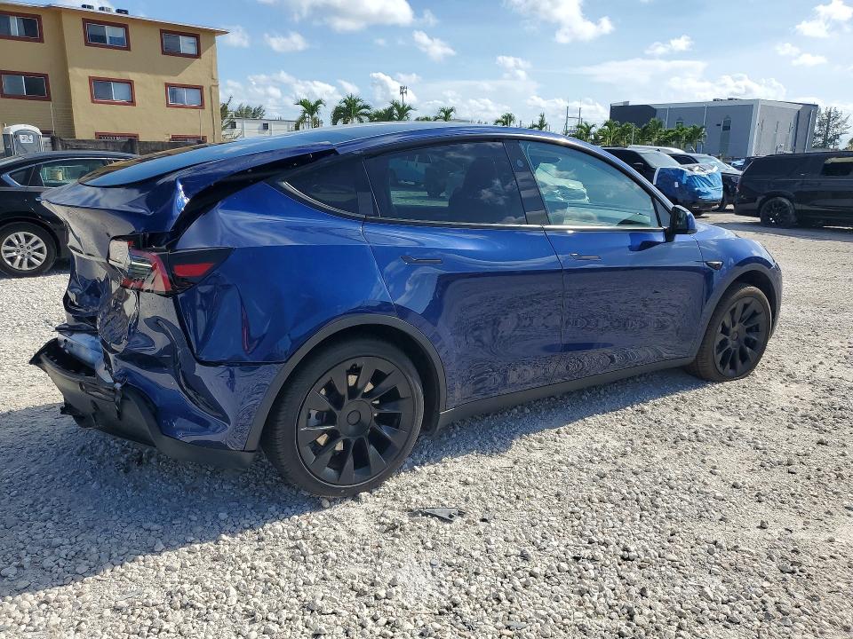 Продажа на аукционе авто 2023 Tesla Model Y, vin: 7SAYGDED2PF963384, номер лота: 56533886