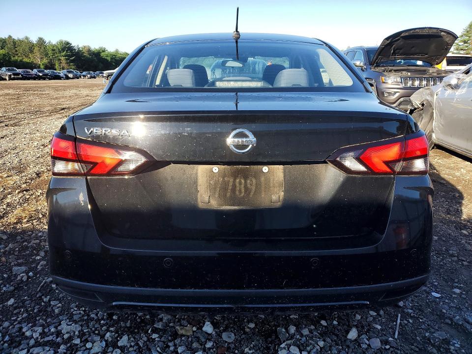 58624576 :رقم المزاد ، 3N1CN8DV2LL910438 vin ، 2020 Nissan Versa مزاد بيع