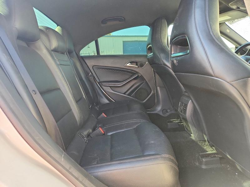 57628746 :رقم المزاد ، WDDSJ4EB7FN169473 vin ، 2015 Mercedes-benz Cla مزاد بيع