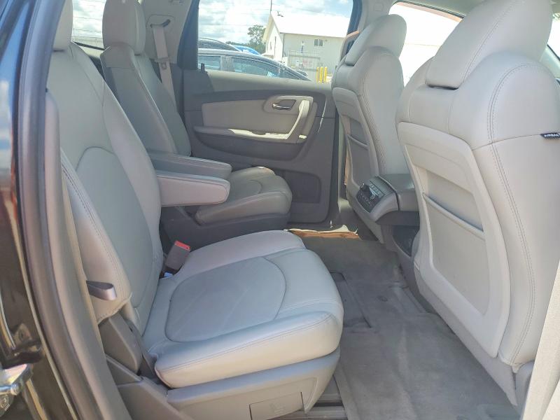 58560956 :رقم المزاد ، 1GNKVJED2BJ144360 vin ، 2011 Chevrolet Traverse مزاد بيع