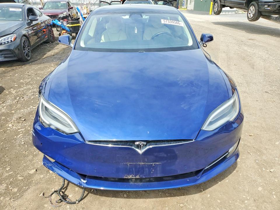Продажа на аукционе авто 2018 Tesla Model S, vin: 5YJSA1E2XJF297822, номер лота: 57339586