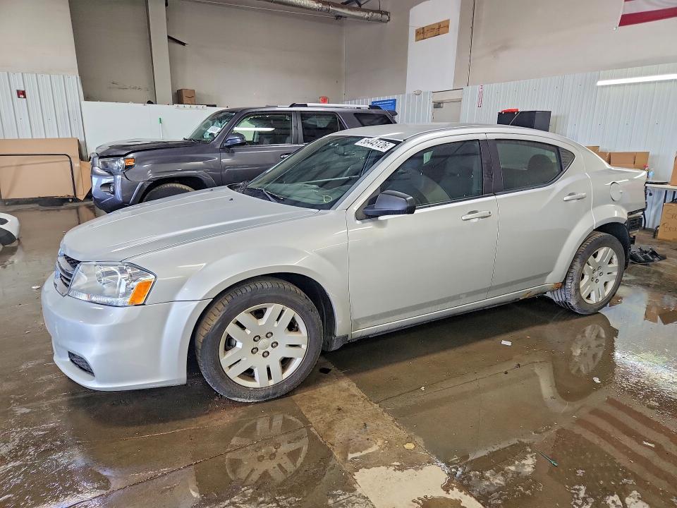 56445126 :رقم المزاد ، 1B3BD4FB9BN588355 vin ، 2011 Dodge Avenger مزاد بيع