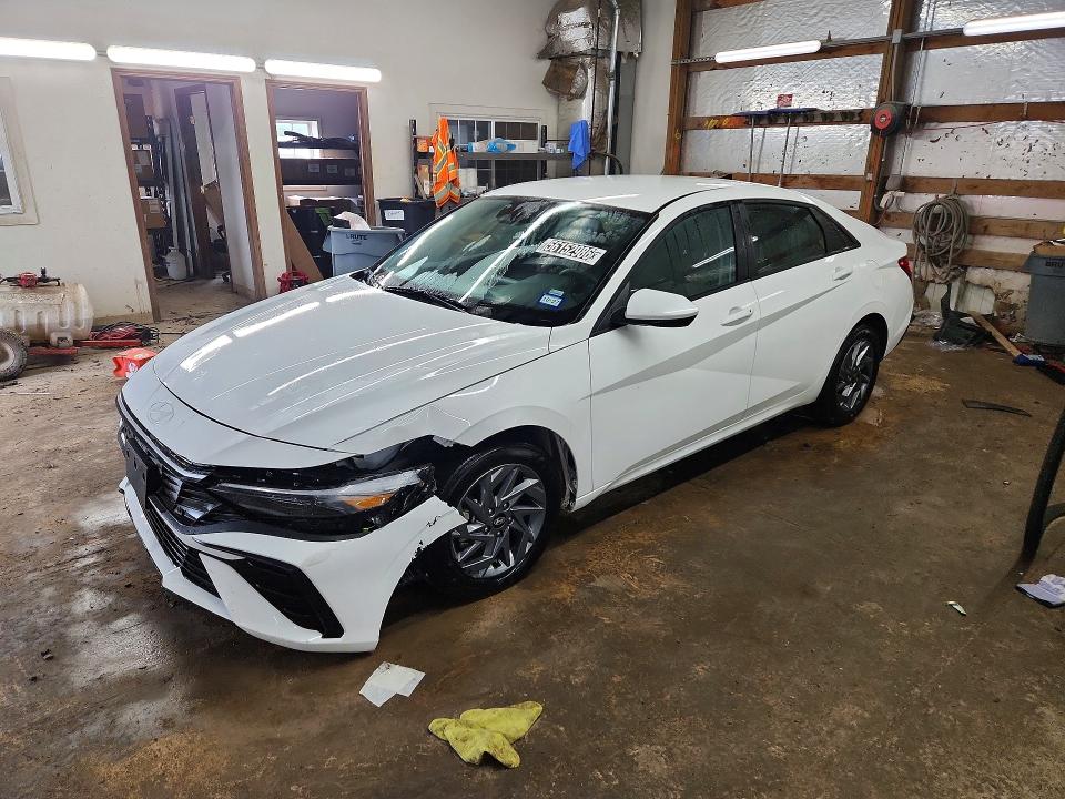 2026 Hyundai Elantra Hybrid მანქანა იყიდება აუქციონზე, vin: KMHLM4DJ9TU184875, აუქციონის ნომერი: 56152986