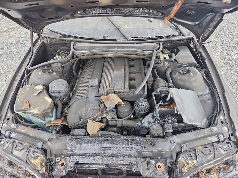 58280056 :رقم المزاد ، WBABS53451EV85836 vin ، 2001 Bmw 330 مزاد بيع