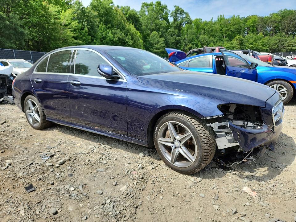 56882276 :رقم المزاد ، WDDZF4KB8HA029091 vin ، 2017 Mercedes-benz E مزاد بيع