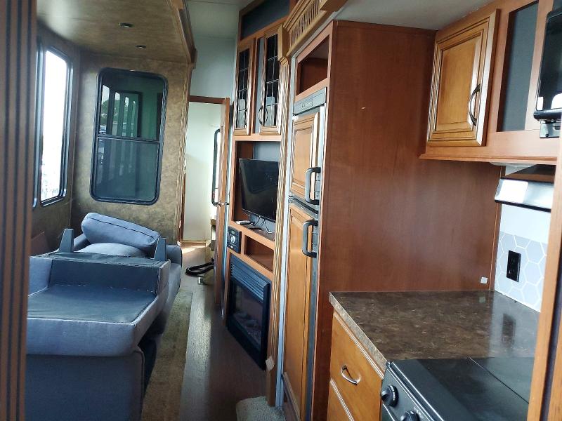 2014 Forest River Sier Recreational Vehicle (rv) მანქანა იყიდება აუქციონზე, vin: 4X4FSEP25EJ039042, აუქციონის ნომერი: 55887396