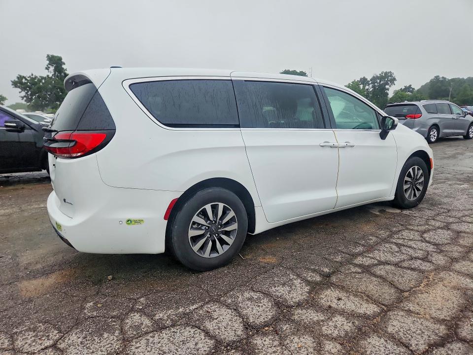2023 Chrysler Pacifica მანქანა იყიდება აუქციონზე, vin: 2C4RC1L76PR523309, აუქციონის ნომერი: 58529186