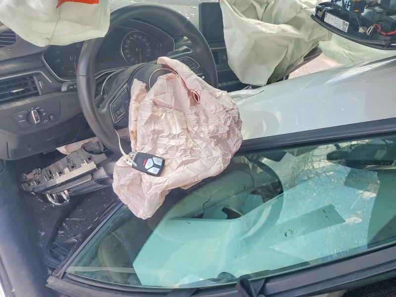 2018 Audi A4 მანქანა იყიდება აუქციონზე, vin: WAUKMAF48JN013450, აუქციონის ნომერი: 56079806