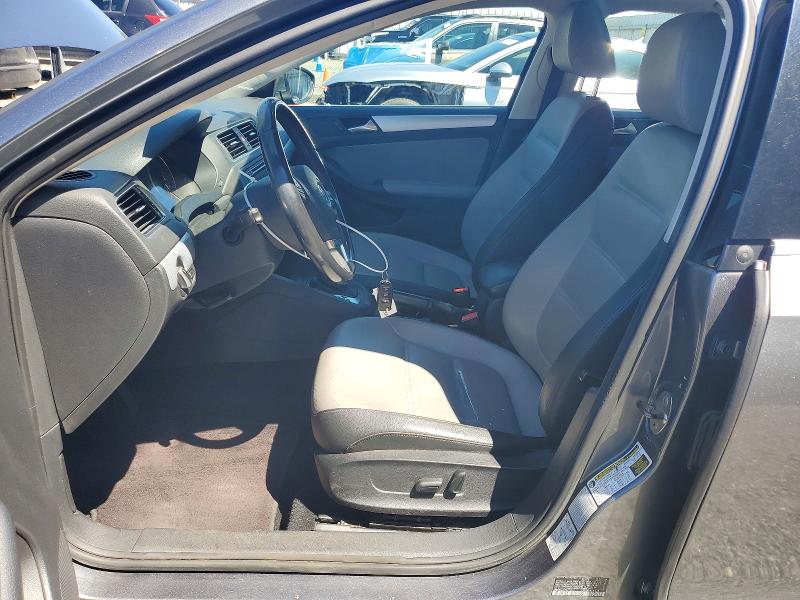 2013 Volkswagen Jetta მანქანა იყიდება აუქციონზე, vin: 3VW637AJ4DM219058, აუქციონის ნომერი: 57193166