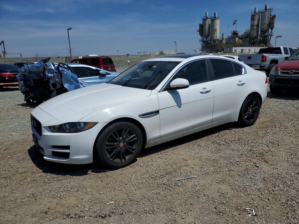Продаж на аукціоні авто 2018 Jaguar Xe, vin: SAJAD4FN5JCP31320, номер лоту: 55973486