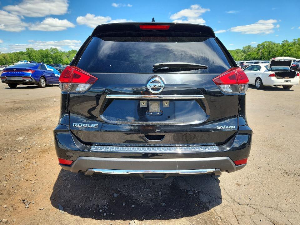 56758146 :رقم المزاد ، JN8AT2MV8JW340948 vin ، 2018 Nissan Rogue مزاد بيع