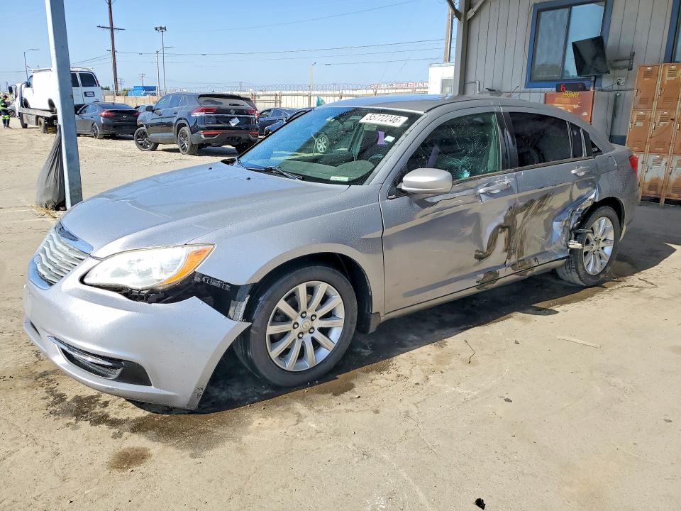 Продажа на аукционе авто 2014 Chrysler 200, vin: 1C3CCBBG7EN144864, номер лота: 55772246