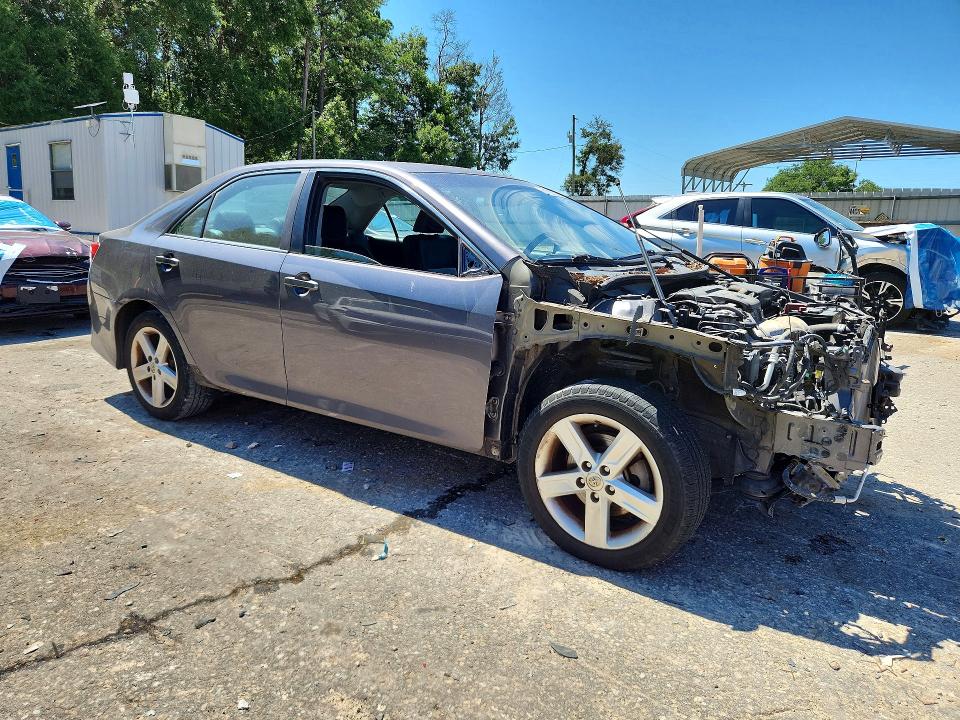 2014 Toyota Camry მანქანა იყიდება აუქციონზე, vin: 4T1BF1FK7EU415463, აუქციონის ნომერი: 57707326